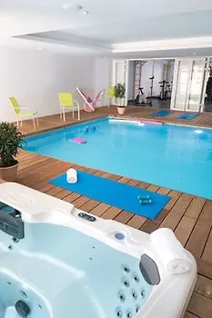 Medicis Hotel