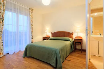 Medicis Hotel *