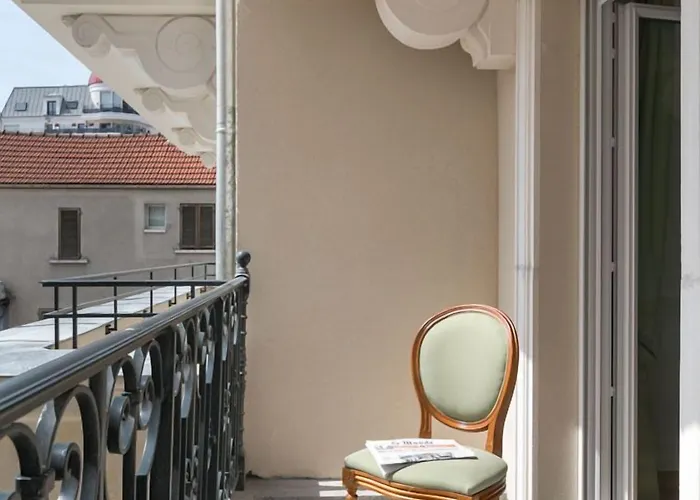 Medicis Hotel Puteaux