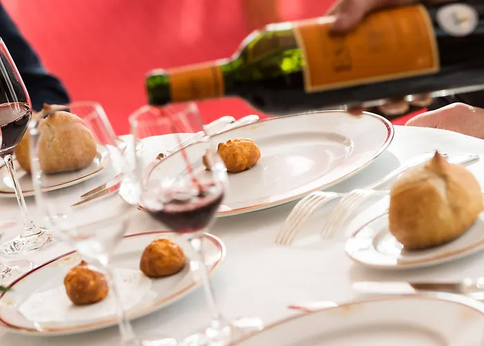 Medicis Hotel Puteaux