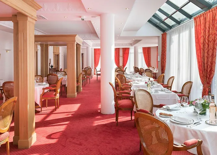 Medicis Hotel Puteaux