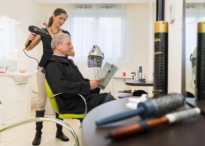 Medicis Hotel Puteaux