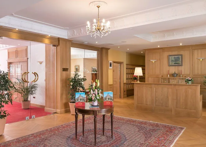 Hotel Medicis Puteaux