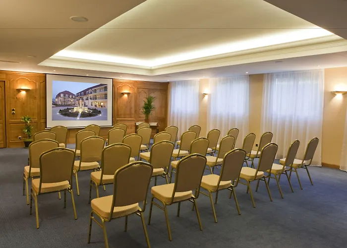 Hotel Medicis Puteaux